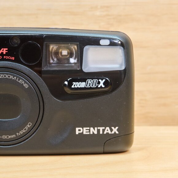 Pentax Zoom 60X Point and Shoot 35mm Film Camera, Made in Japan - Picture 2 of 9